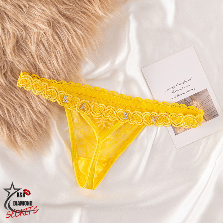 Calcinha Renda coração Com Letras de Strass